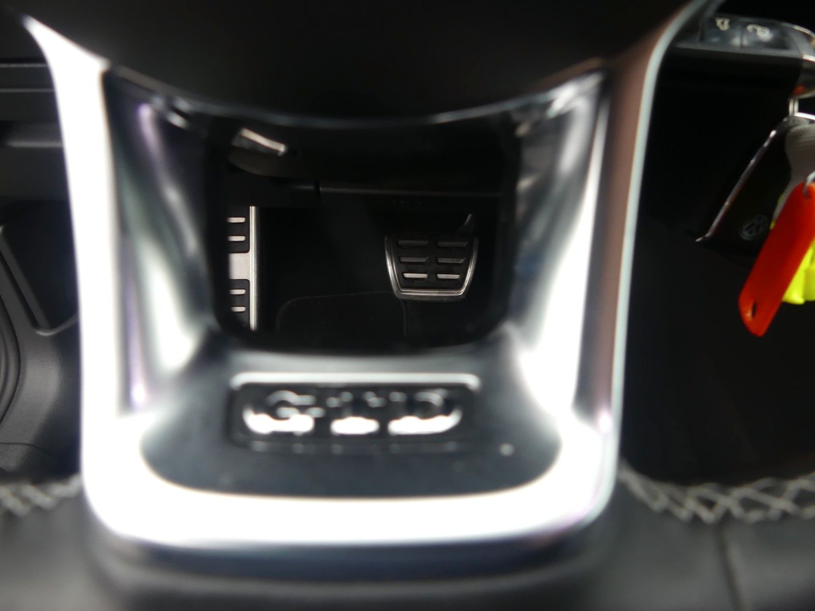 Fahrzeugabbildung Volkswagen Golf VII Lim. GTD BMT Sthz LED Dynaudio Alu