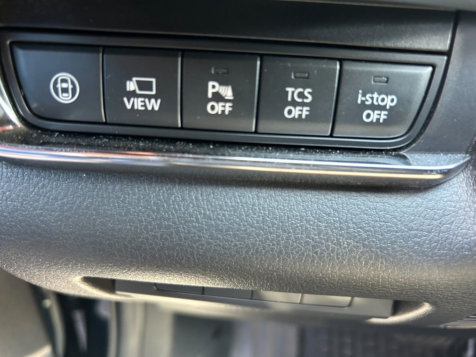 Fahrzeugabbildung Mazda CX-30 Selection AWD mit AHK