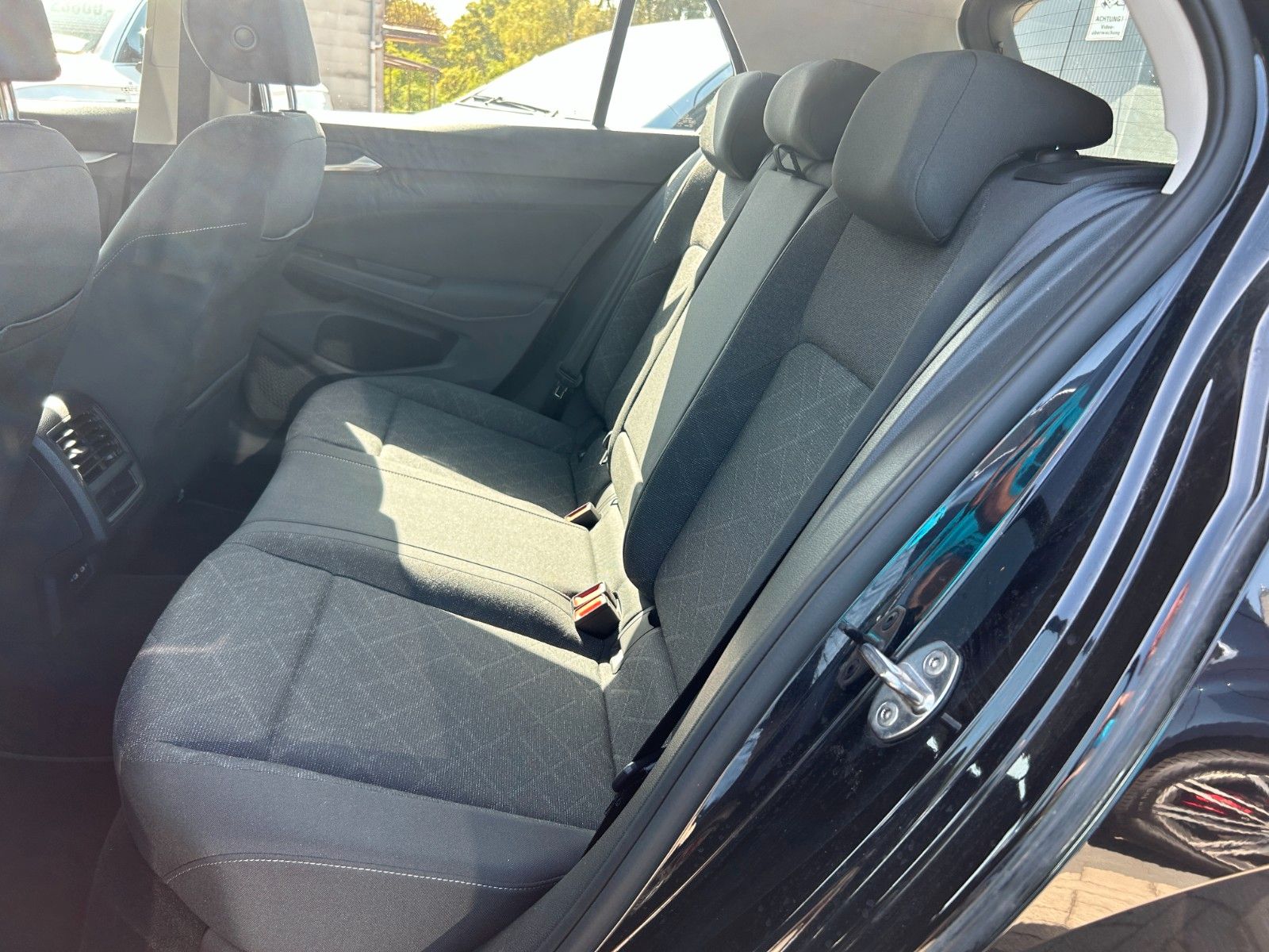 Fahrzeugabbildung Volkswagen Golf VIII Lim. AKTIV