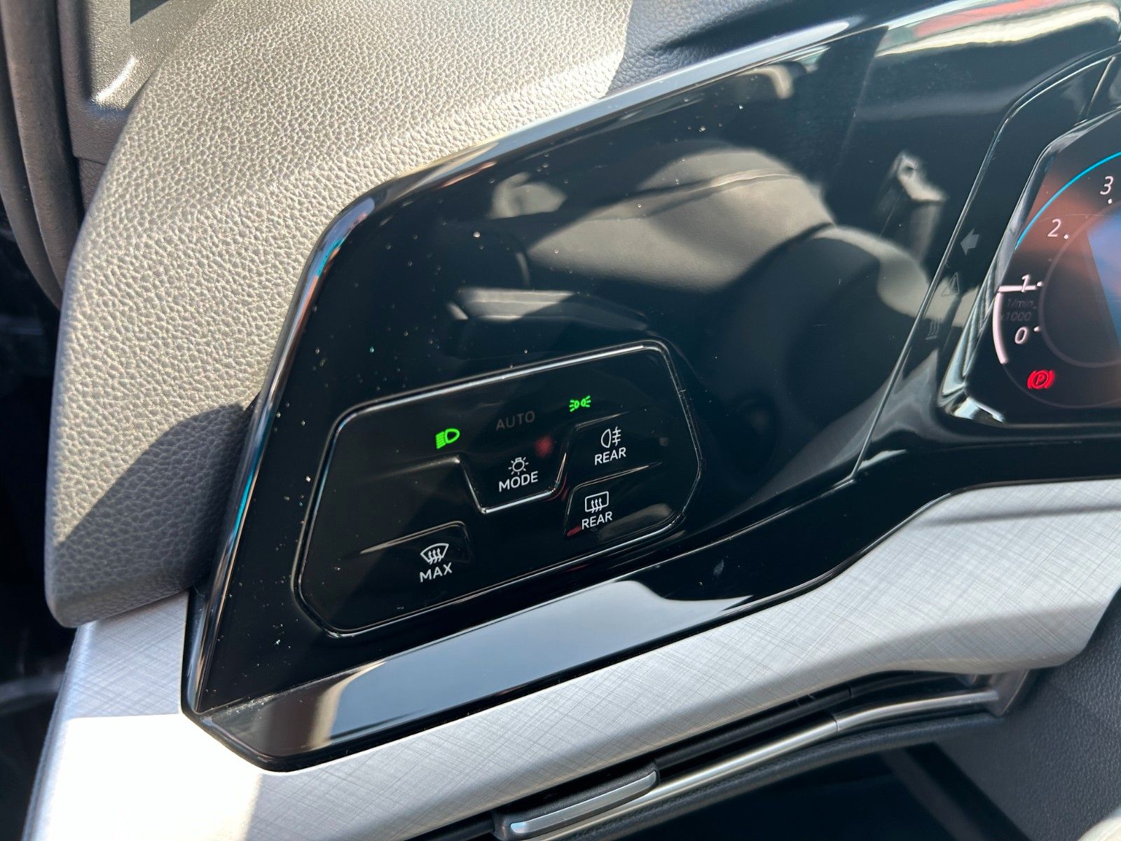 Fahrzeugabbildung Volkswagen Golf VIII Lim. AKTIV