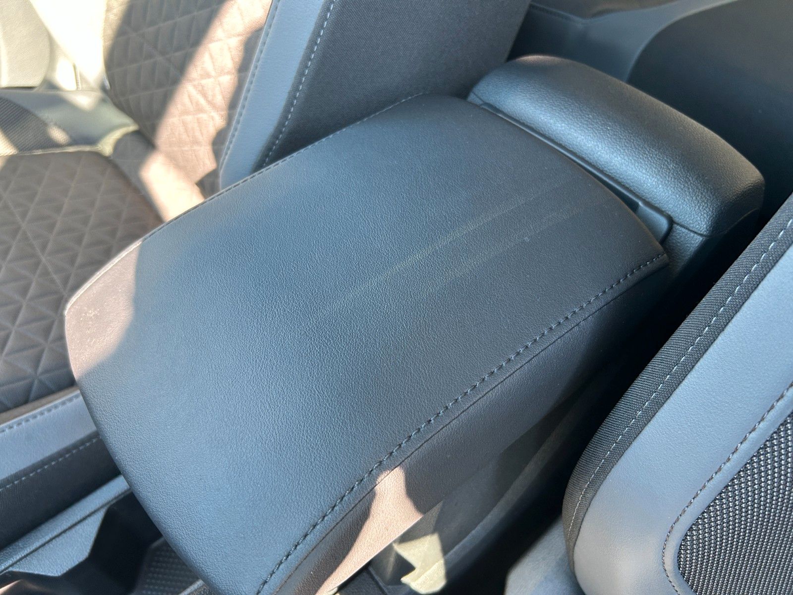 Fahrzeugabbildung Volkswagen T-Cross Life 1,5 TFSI