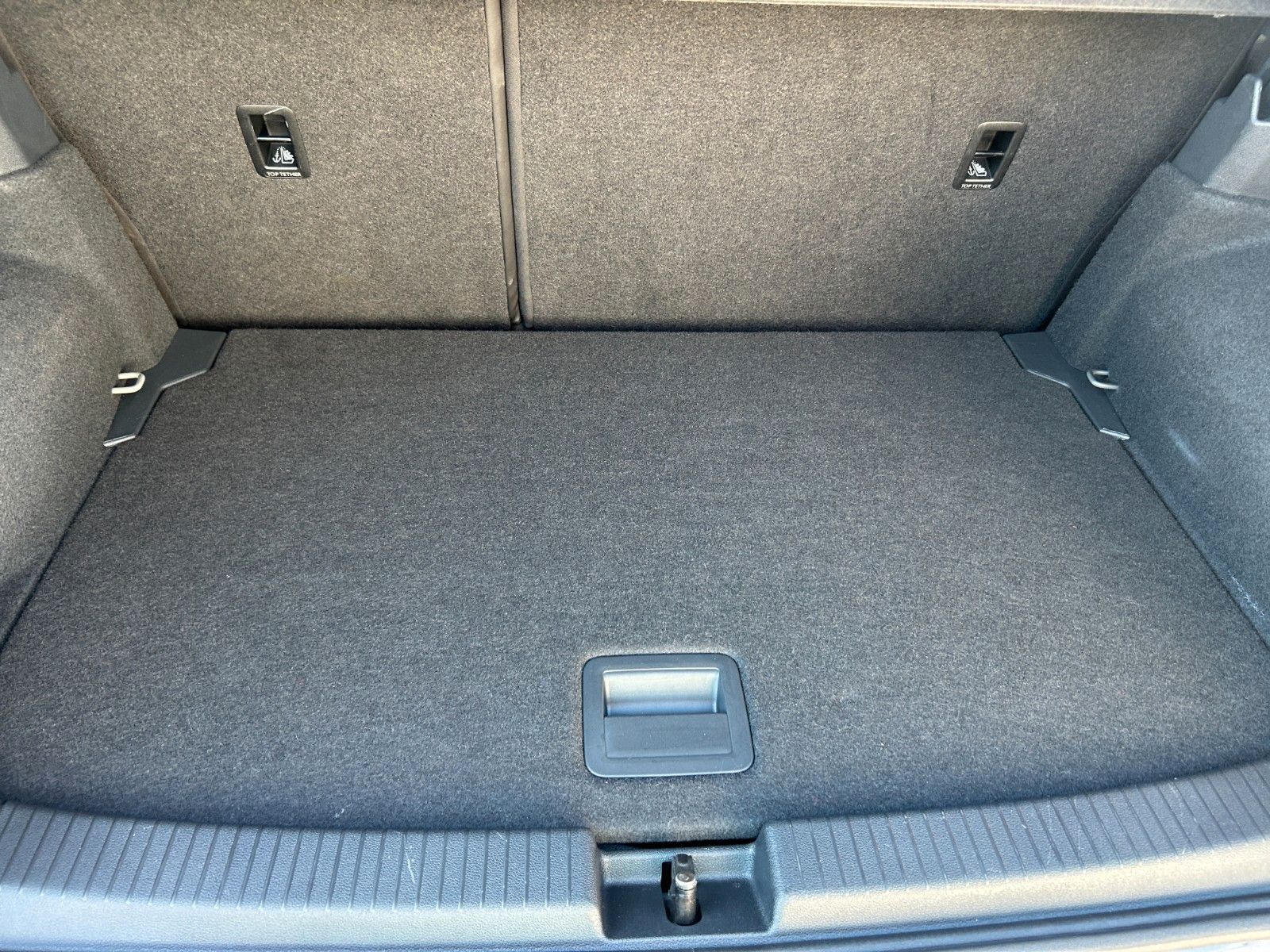 Fahrzeugabbildung Volkswagen T-Cross Life 1,5 TFSI