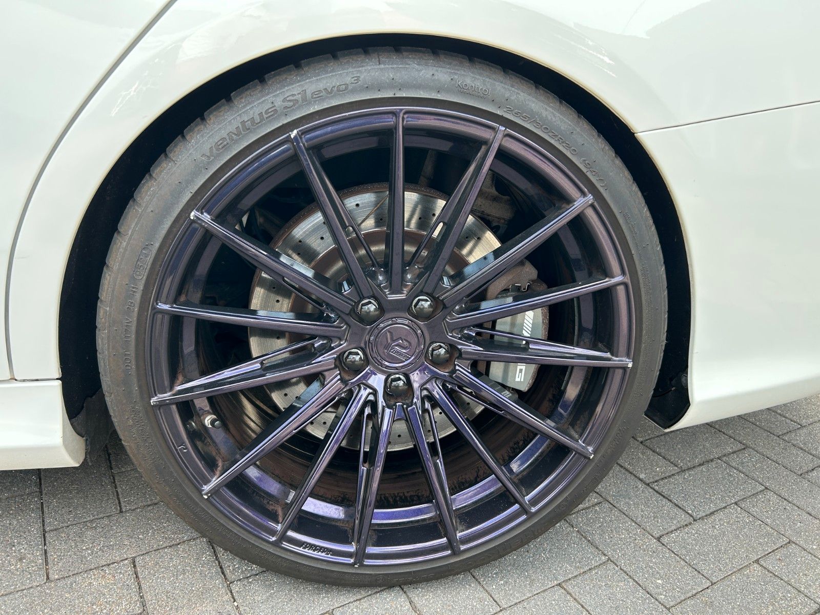 Fahrzeugabbildung Mercedes-Benz C 63 AMG T-Modell mit GARANTIE 12 Monate