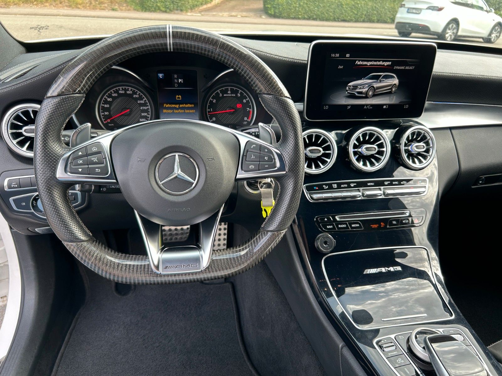 Fahrzeugabbildung Mercedes-Benz C 63 AMG T-Modell mit GARANTIE 12 Monate