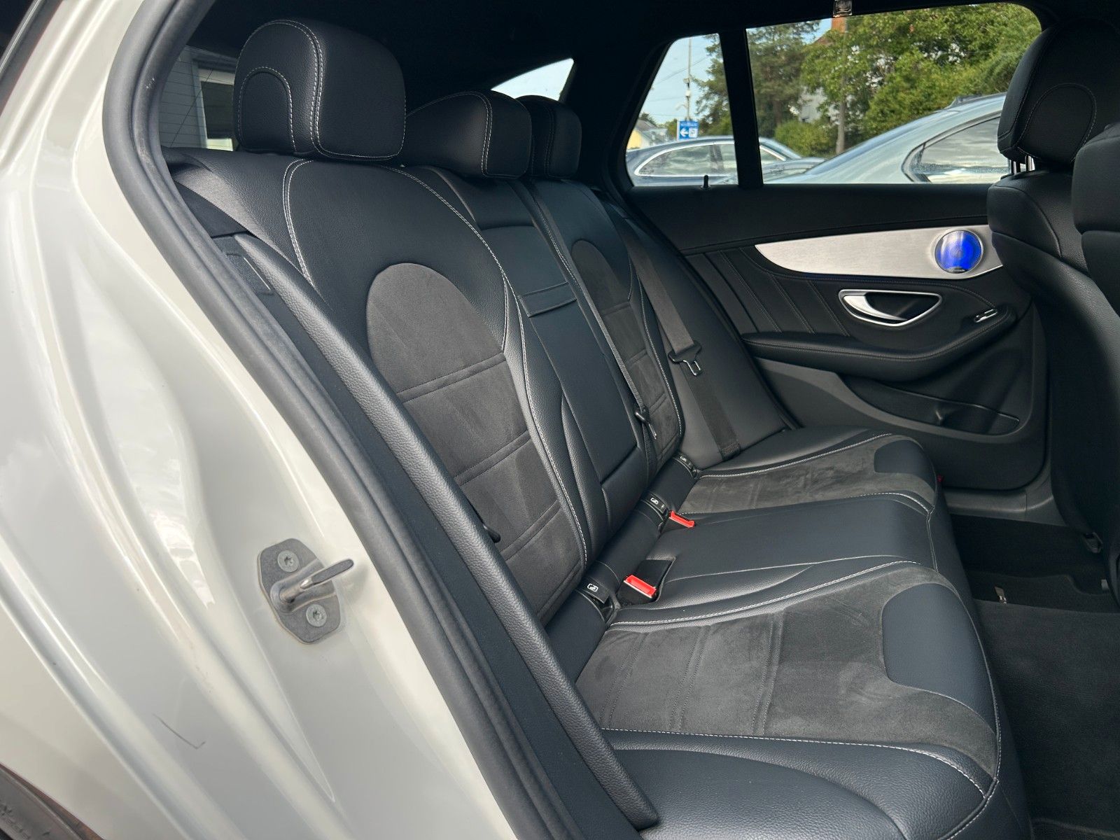 Fahrzeugabbildung Mercedes-Benz C 63 AMG T-Modell mit GARANTIE 12 Monate