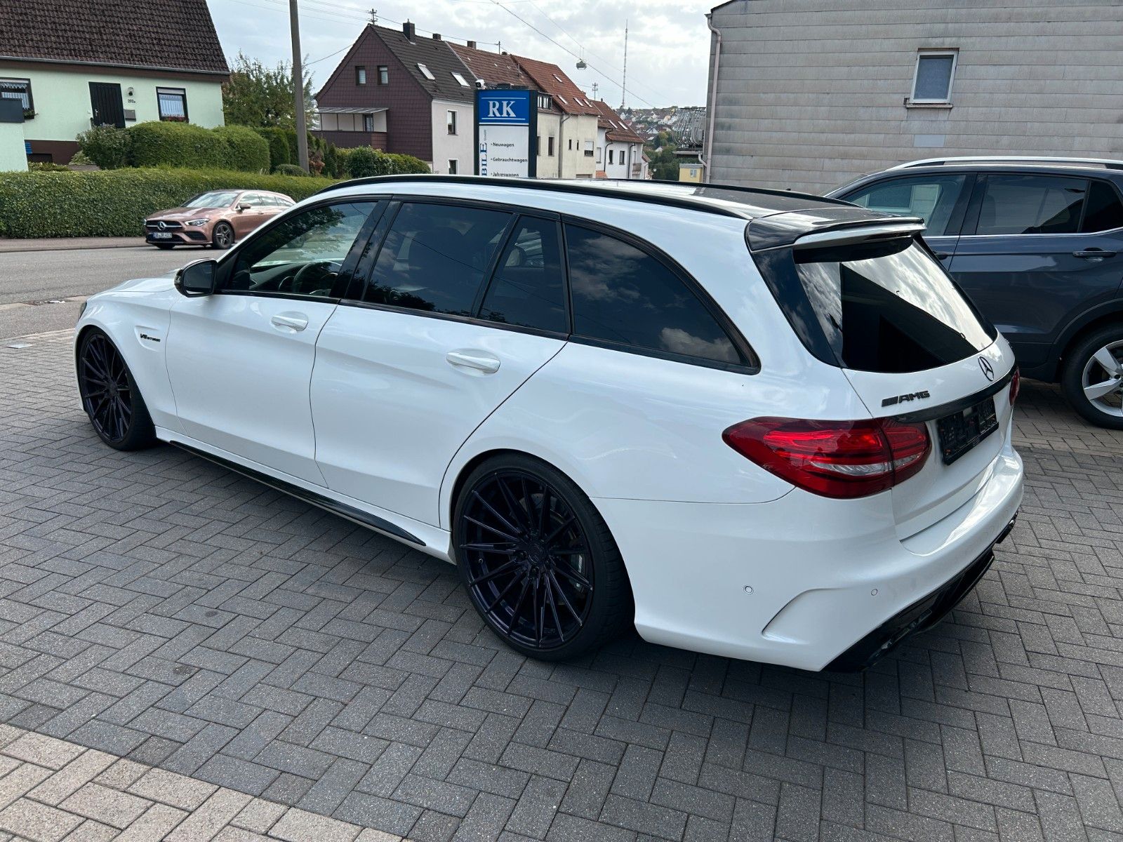Fahrzeugabbildung Mercedes-Benz C 63 AMG T-Modell mit GARANTIE 12 Monate