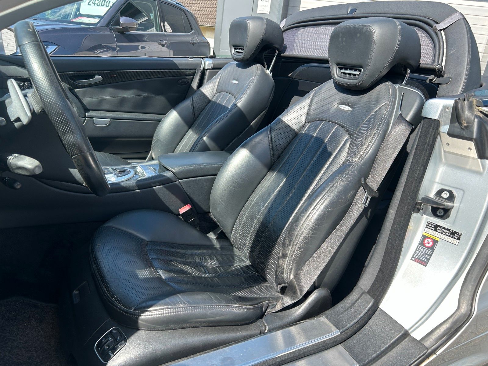 Fahrzeugabbildung Mercedes-Benz SL 63 AMG Edition