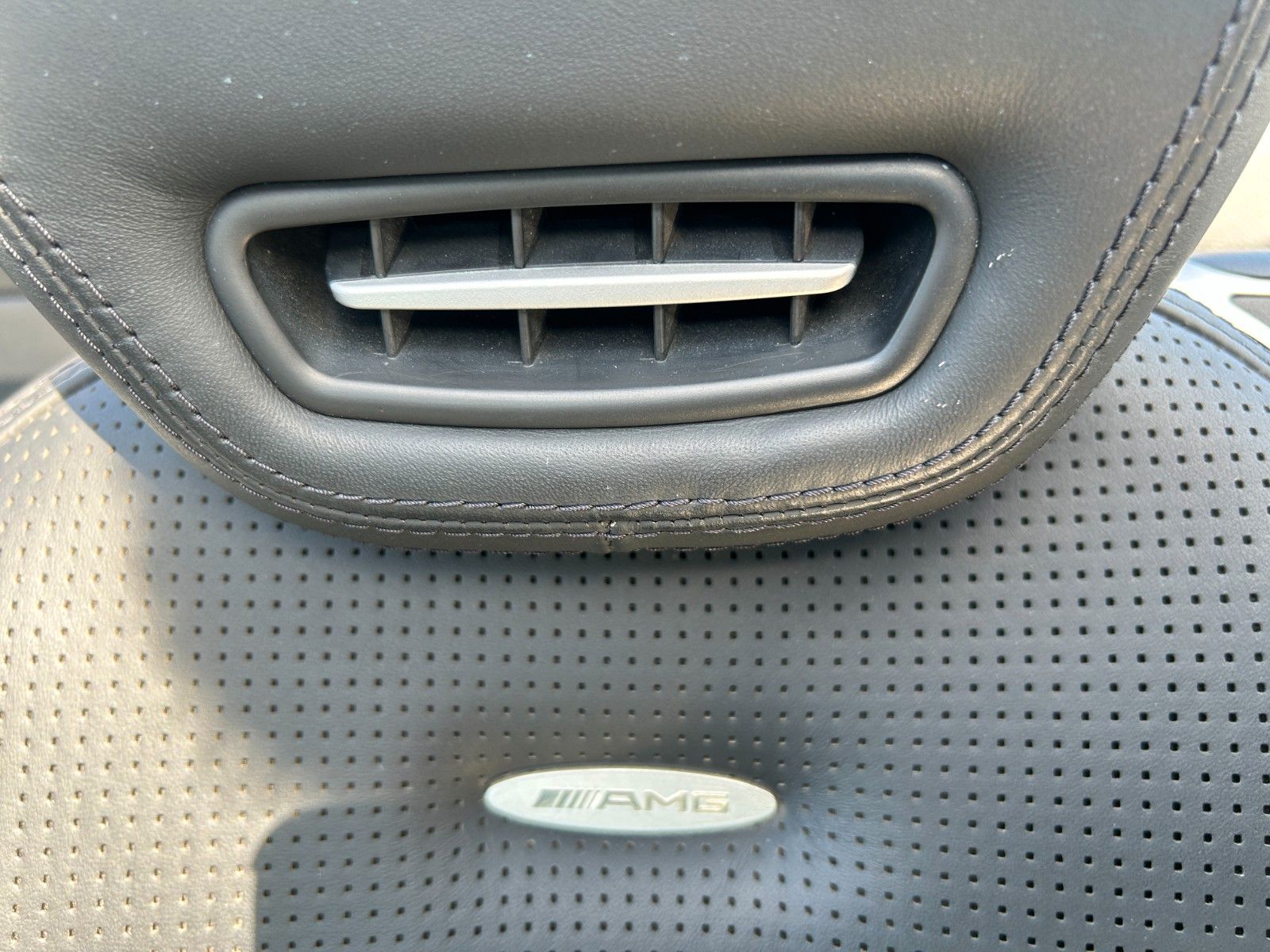 Fahrzeugabbildung Mercedes-Benz SL 63 AMG Edition