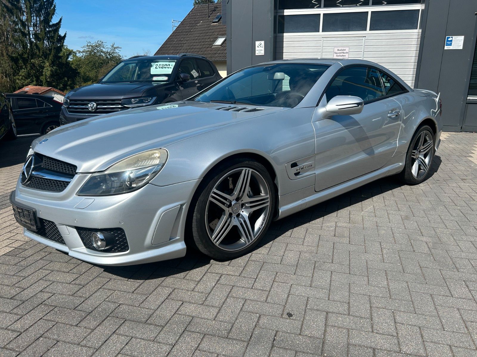 Fahrzeugabbildung Mercedes-Benz SL 63 AMG Edition