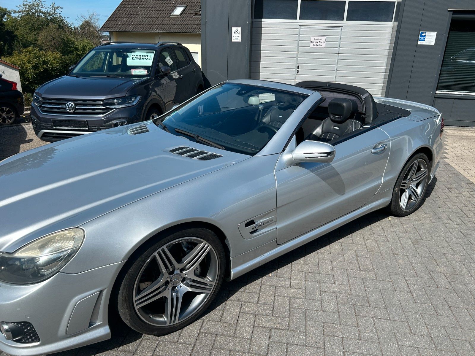Fahrzeugabbildung Mercedes-Benz SL 63 AMG Edition