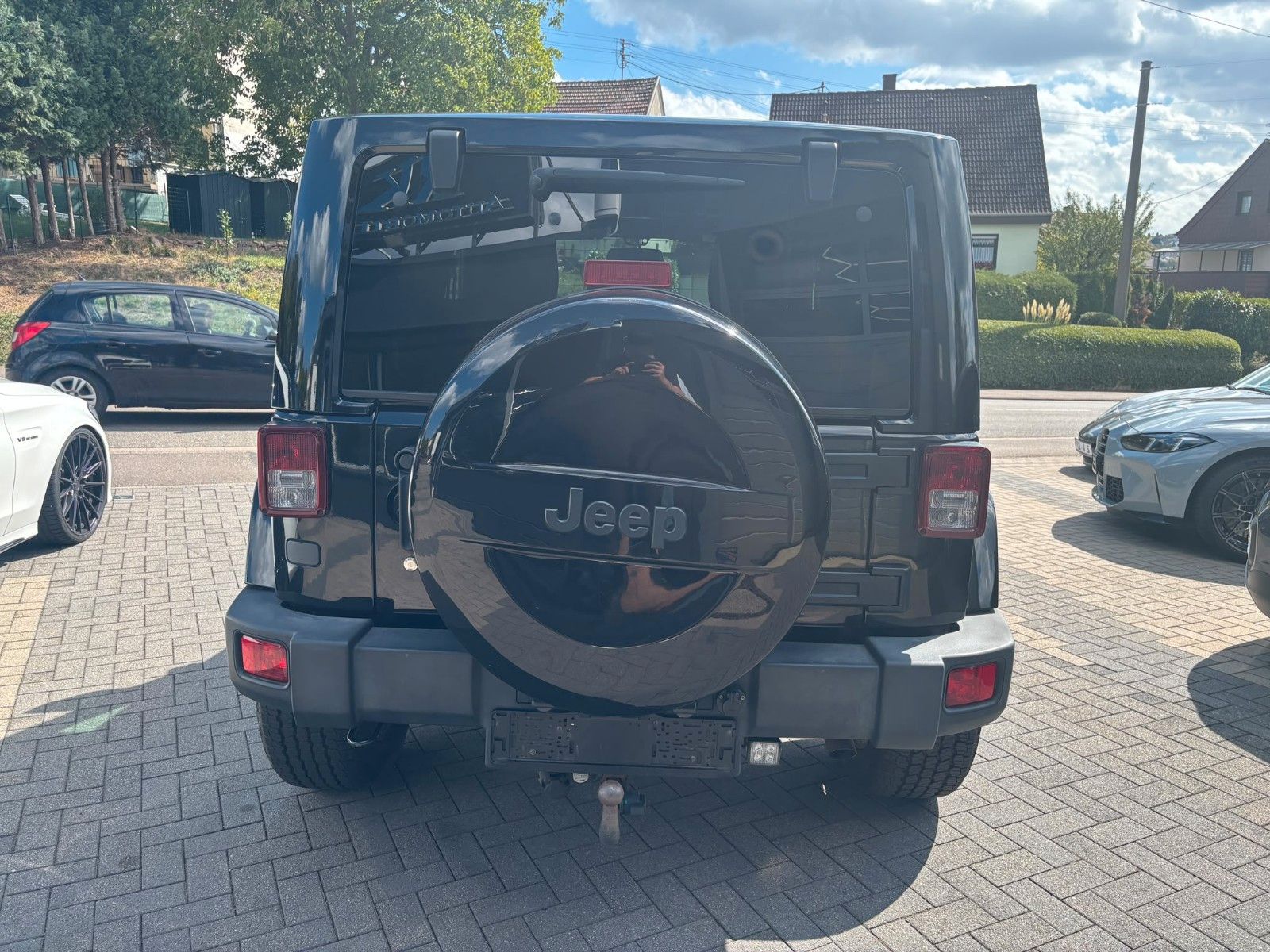 Fahrzeugabbildung Jeep Wrangler / Unlimited Sahara mit Standheizung