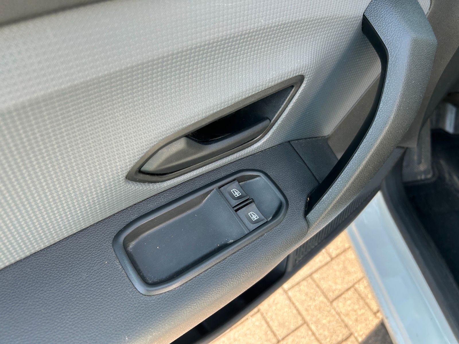 Fahrzeugabbildung Renault Express Extra Navi PDC Bluetooth