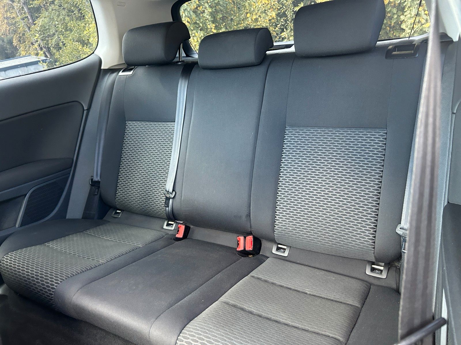 Fahrzeugabbildung Volkswagen Golf VI Klima Navigation tüv09/2028