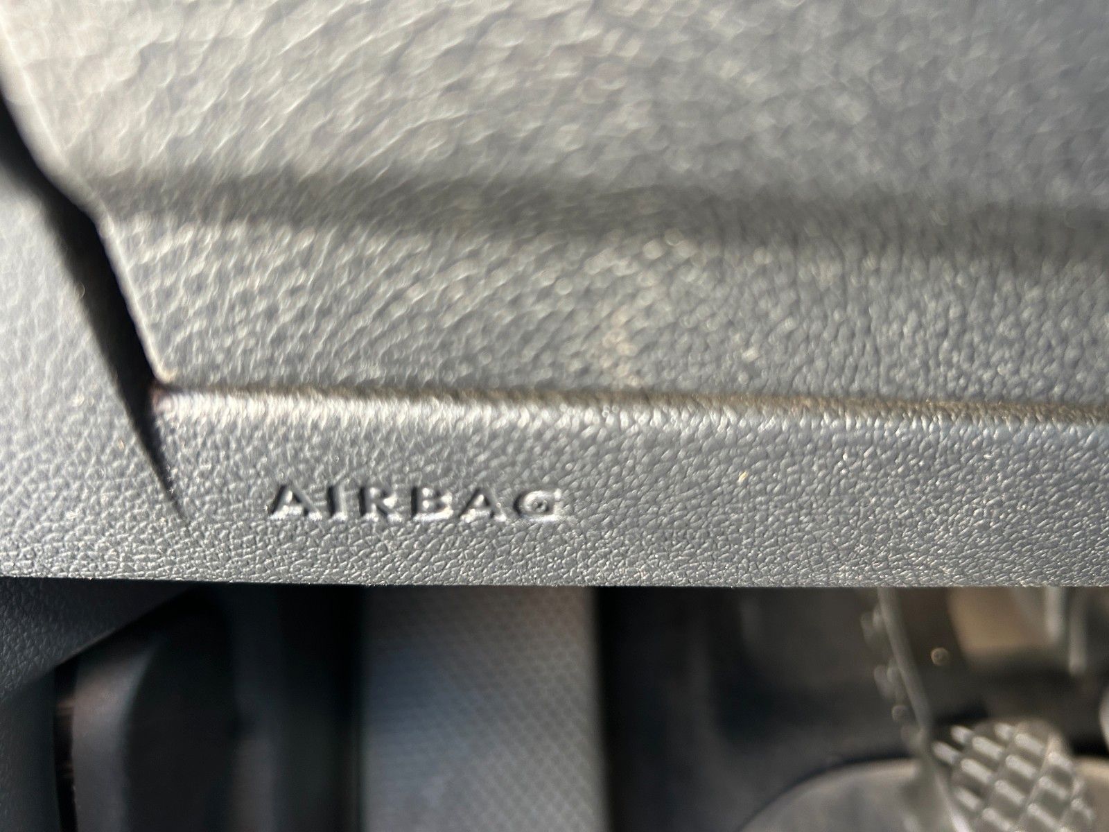 Fahrzeugabbildung Volkswagen Golf VI Klima Navigation tüv09/2028