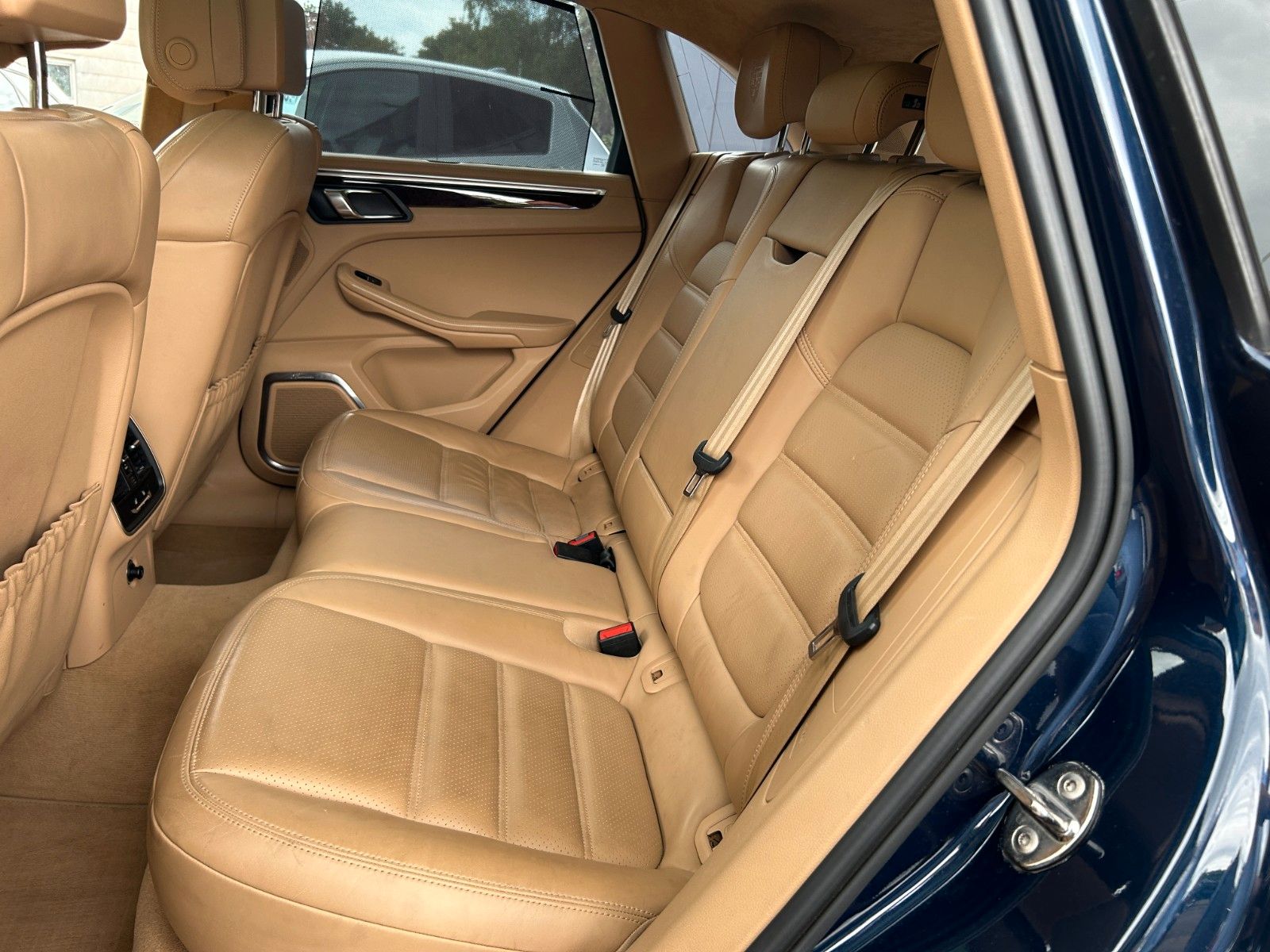 Fahrzeugabbildung Porsche Macan Turbo
