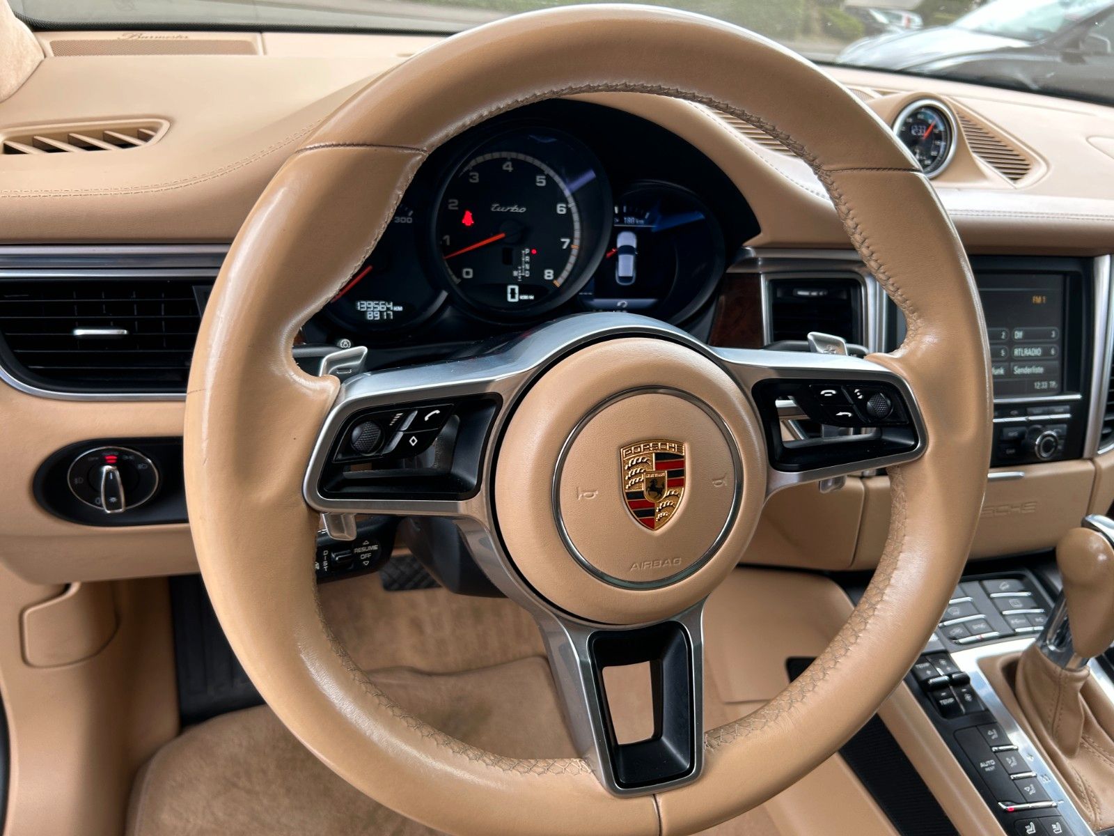 Fahrzeugabbildung Porsche Macan Turbo