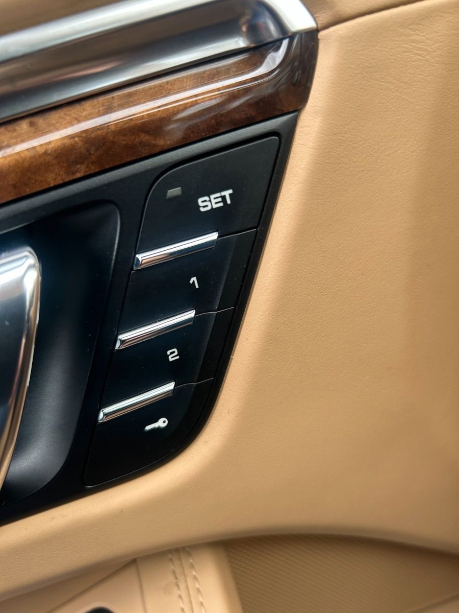 Fahrzeugabbildung Porsche Macan Turbo
