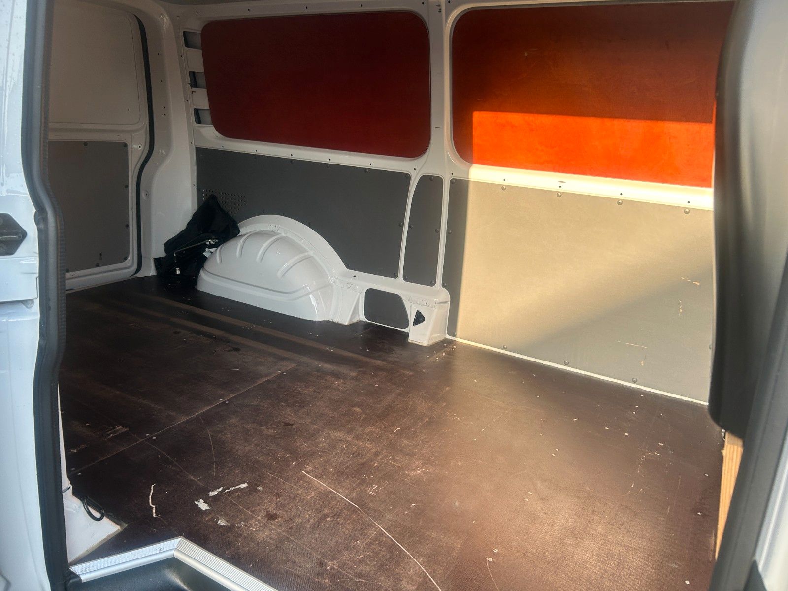 Fahrzeugabbildung Volkswagen T6.1 Kasten lang FWD