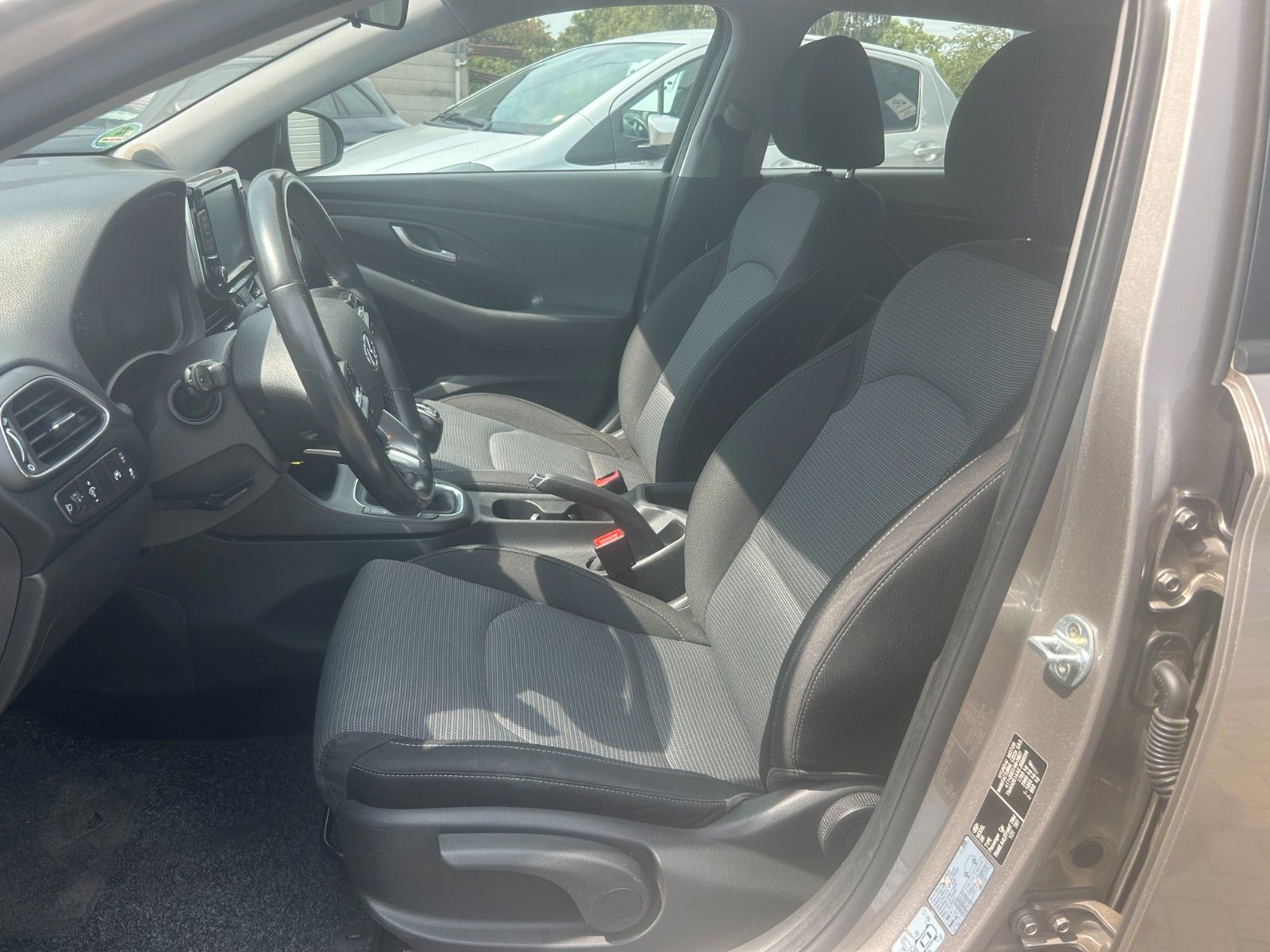 Fahrzeugabbildung Hyundai i30 Select