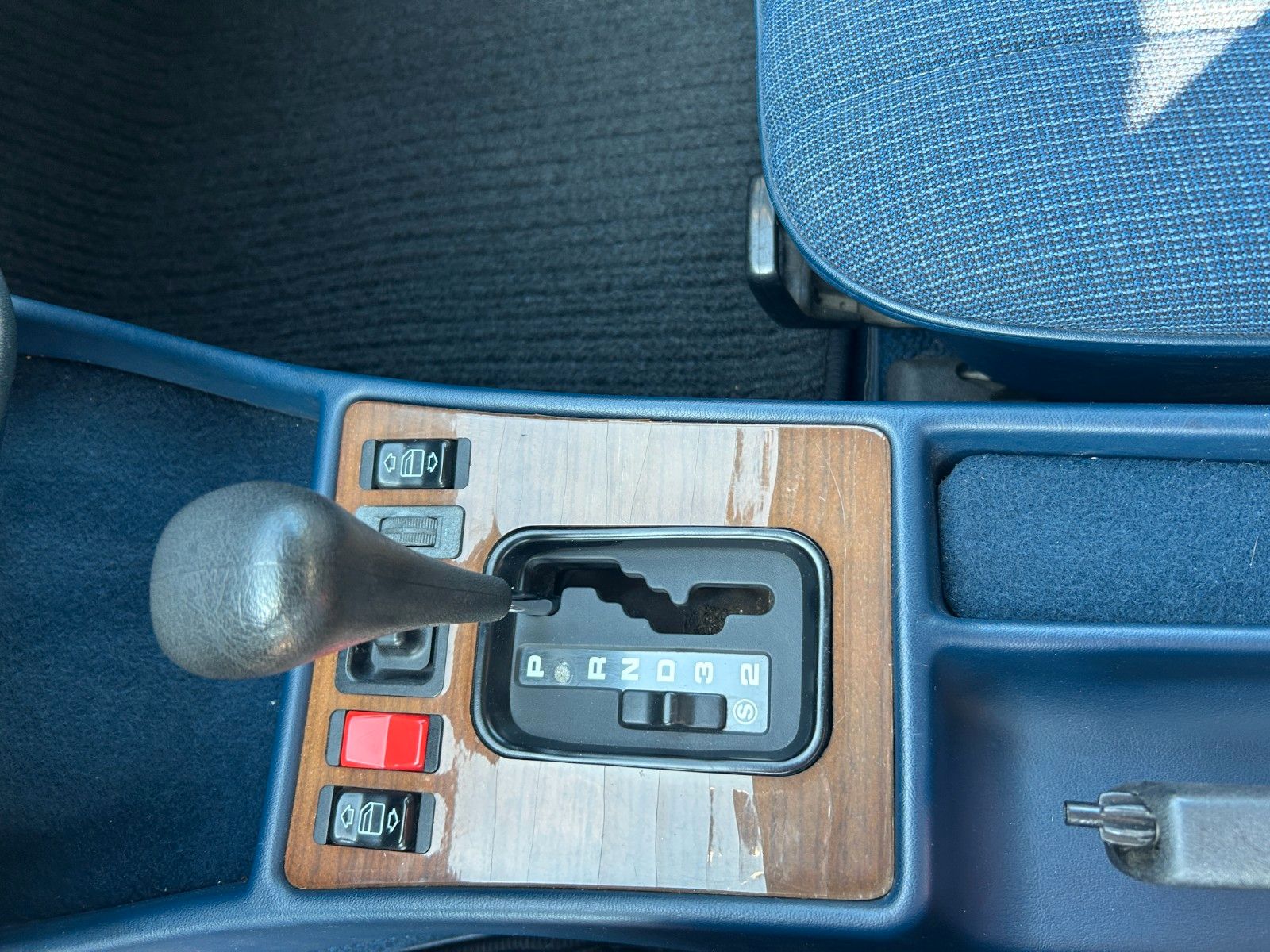 Fahrzeugabbildung Mercedes-Benz 190E Automatik