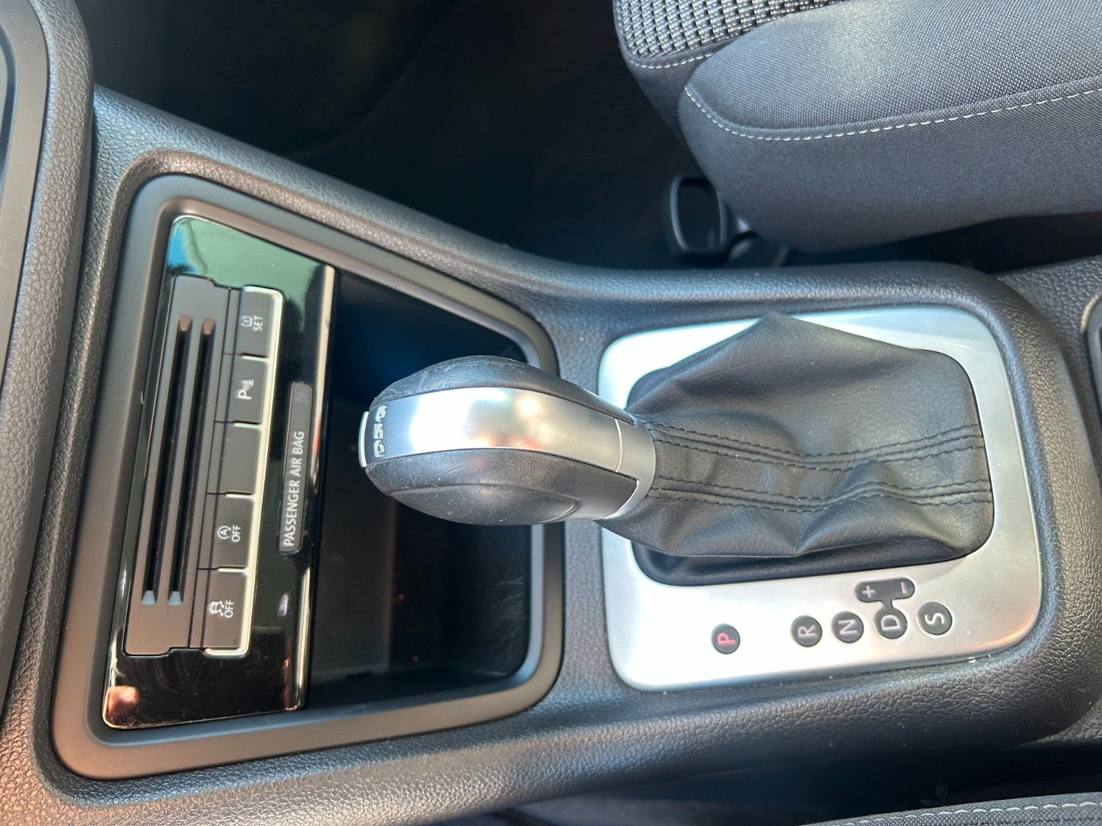Fahrzeugabbildung Volkswagen Sharan Comfortline 7 Sitzer