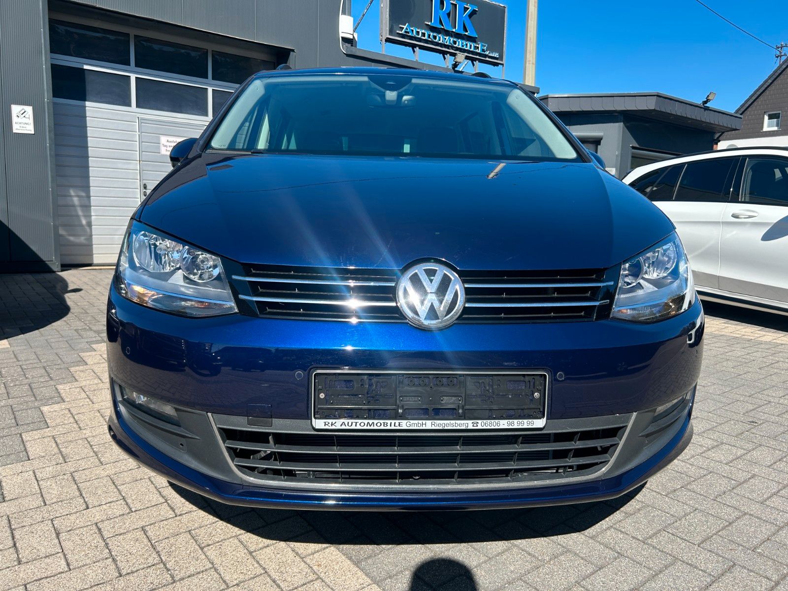 Fahrzeugabbildung Volkswagen Sharan Comfortline 7 Sitzer