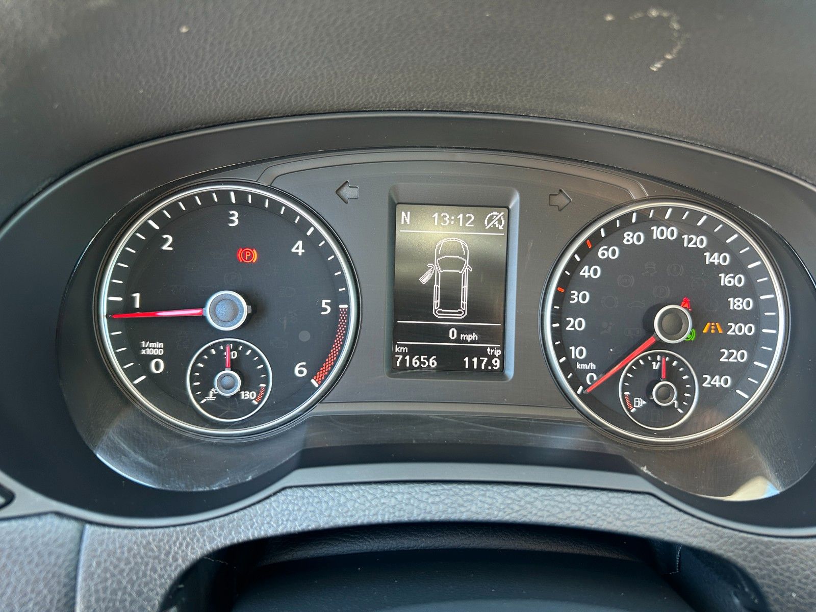 Fahrzeugabbildung Volkswagen Sharan Comfortline 7 Sitzer