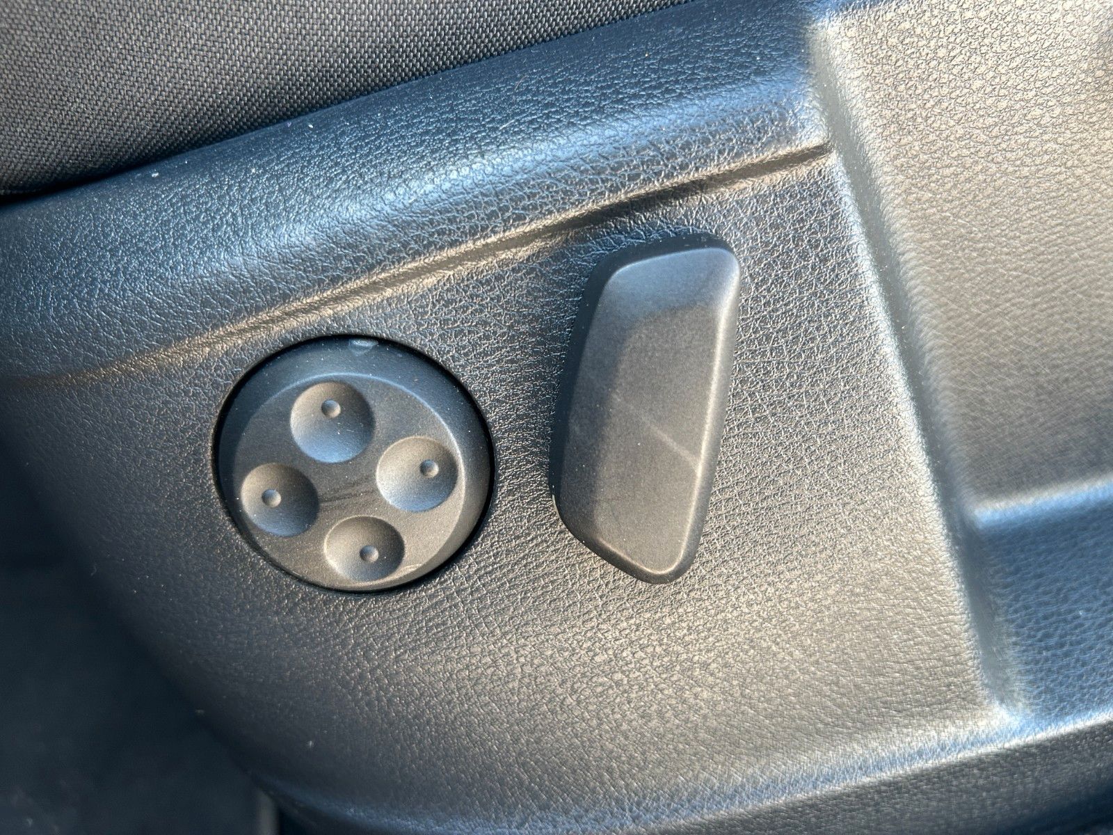 Fahrzeugabbildung Volkswagen Sharan Comfortline 7 Sitzer