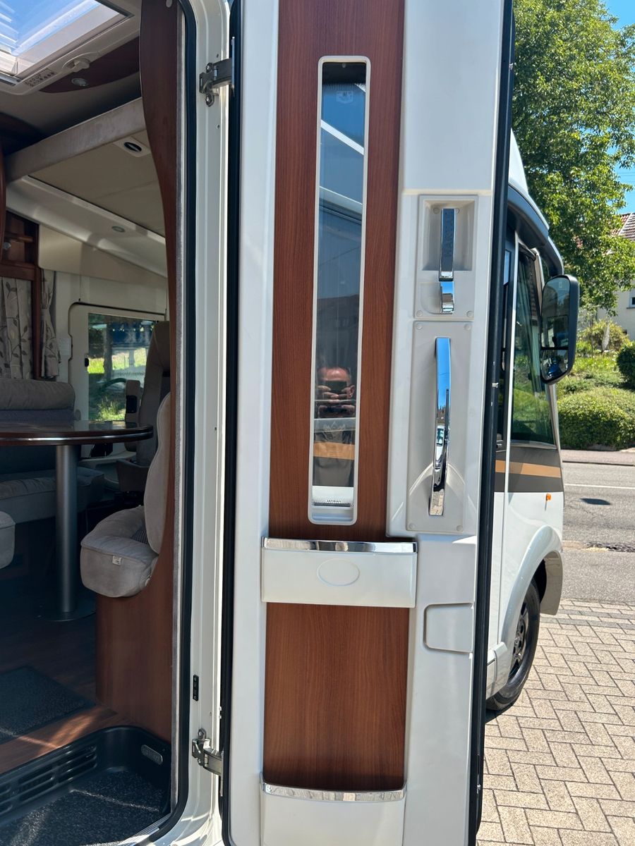 Fahrzeugabbildung Carthago Chic E:-Line 4.7 YACHTING Standklimanlage