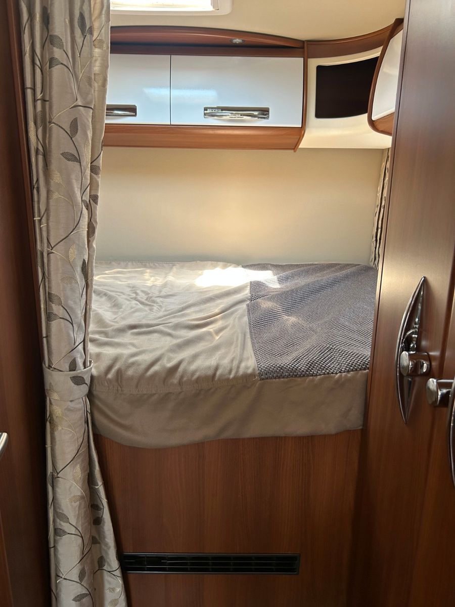 Fahrzeugabbildung Carthago Chic E:-Line 4.7 YACHTING Standklimanlage