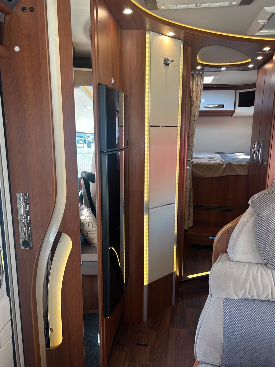 Fahrzeugabbildung Carthago Chic E:-Line 4.7 YACHTING Standklimanlage