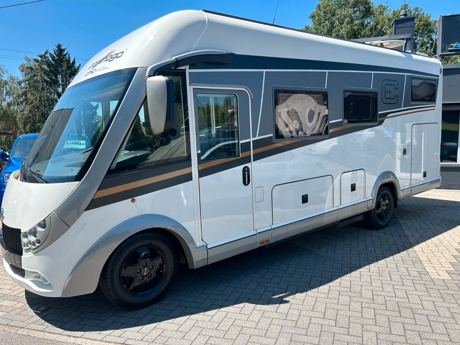 Fahrzeugabbildung Carthago Chic E:-Line 4.7 YACHTING Standklimanlage